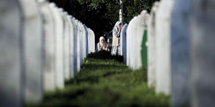 Amandmani Crne Gore nakon izmjena završili u preambuli Rezolucije. Izbačena riječ Dejton