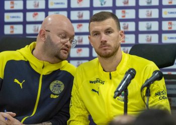Dijamant opet ispašta: Džeko zbog Lukakua mora otići iz Fenerbahcea?