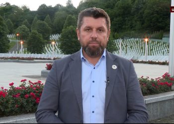 Duraković: Srbija je ostala izolovana od ostatka civilizacije. I Dodik je bio jedan od argumenata zašto je usvojena Rezolucija