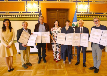 Karić na Dan bijelih traka dodijelila Zahvalnice Grada Sarajeva