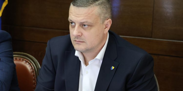 Šture i oprečne informacije o ubistvu Mijatovićevog brata u srbijanskim medijima