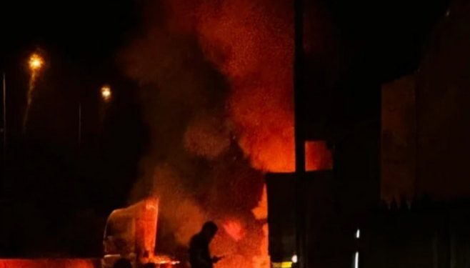 Udes kod Laktaša: Gorjeli kamioni i benzinska pumpa. Ima povrijeđenih