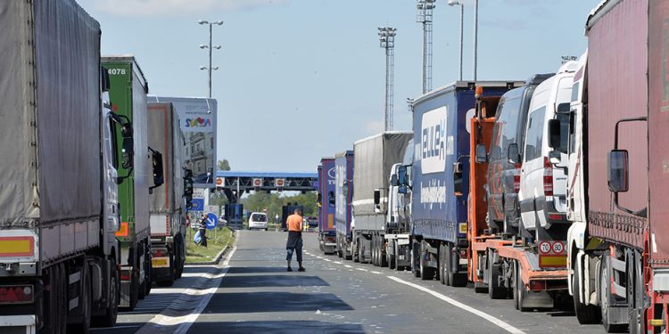 Vanjskotrgovinska komora objavila dramatične podatke: Izvoz struje iz BiH pao za skoro 300 miliona KM