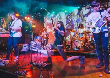 Australijski rock bend vraća se u Evropu, ali na malo drugačiji način