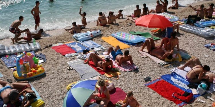 Čehe šokirale cijene na Jadranu: Kugla sladoleda 4 eura. Hrvatska je sve skuplja, pripremite se