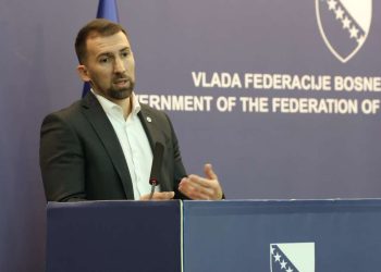 Delić potpisao sporazume s ustanovama socijalnog zbrinjavanja u FBiH ukupne vrijednosti dva miliona KM