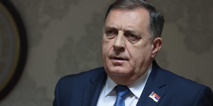 Dodik: Stvara se multipolarni svijet u kome će propasti narodi koji nemaju svoj identitet i jaka vođstva