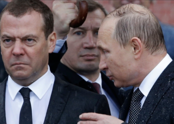 Medvedev pozvao američke neprijatelje da koriste rusko oružje protiv SAD: ‘Nek napadi budu što razorniji’