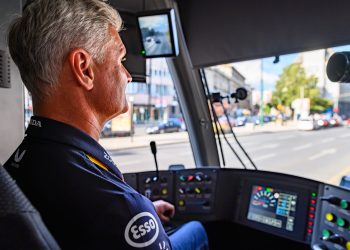 Mladi SDA kontra Zahiragića podržali Coulthardovu vožnju tramvaja: Samo je besmislenija prijava uposlenika GRAS-a