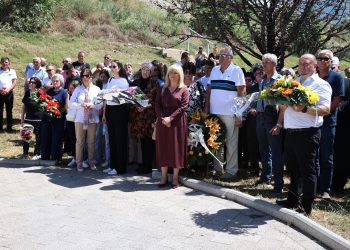 Na Uborku i Sutini obilježena 32. godišnjica od zločina: Sjećanje na 114 građana koje je strijeljala vojska RS