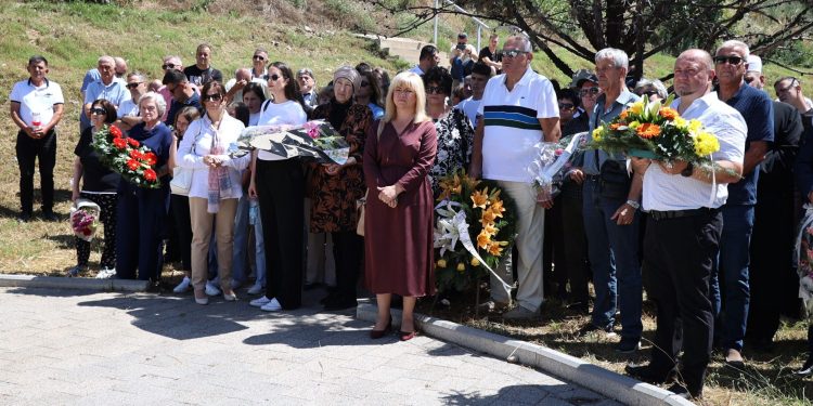 Na Uborku i Sutini obilježena 32. godišnjica od zločina: Sjećanje na 114 građana koje je strijeljala vojska RS