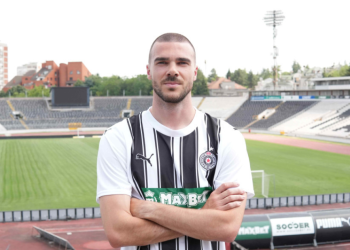 Nihad Mujakić potpisao za Partizan. “Crno-bijeli” objavili detalje ugovora
