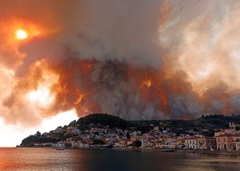 Turisti sa jahte pravili vatromet, izazvali nezapamen požar. Uhapšeni su