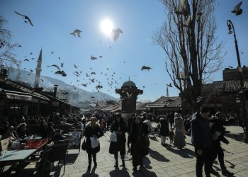 U BiH danas sunčano i vruće, temperature do 34 stepena