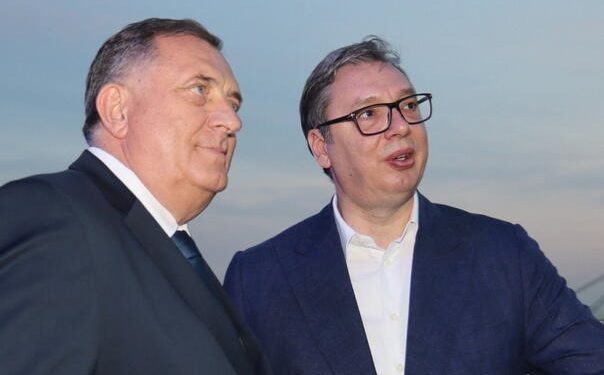 Učitelj Vučić pričao učeniku Dodiku o Bećirovićevoj knjizi: Mnogo toga sam pametnog pročitao, ali ovo…