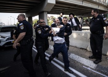 Ultraortodoksni Jevreji blokirali autoput u znak protest u Izraelu