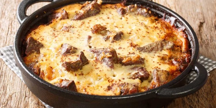 Albanska musaka: Recept za zapečenu janjetinu koju morate probati