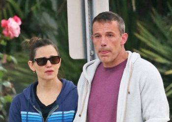 Daily Mail: Garner se odlučila povući iz ‘cirkusa’ oko razvoda JLo i Afflecka