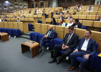 Dom naroda FBiH usvojio set boračkih zakona. Vlada povukla nekoliko dokumenata