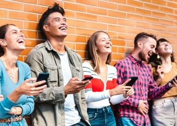 Generacija Z masovno odbija telefonirati, četvrtina nikad u životu nije odgovorila na poziv: ‘Ko zna šta će mi javiti’