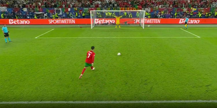 Kako je moguće da se ovo događa u četvrtfinalu Eura? UEFA pod hitno mora reagirati