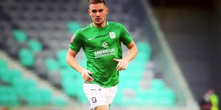 Odbio Dinamo i Hajduk pa izabrao Zvezdu, klubu donio milionsko obeštećenje