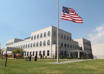 Oštra kritika američke ambasade: Odluka SDA je neodgovorna