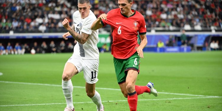Portugal na penale prošao hrabru Sloveniju