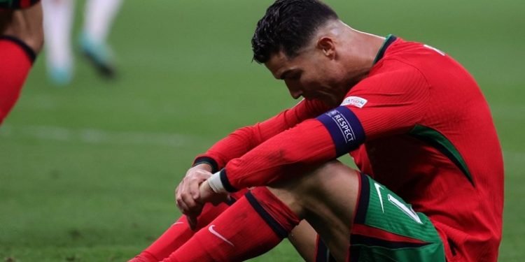Ronaldo se rasplakao nakon što je promašio penal. Jecao je dok su ga saigrači grlili