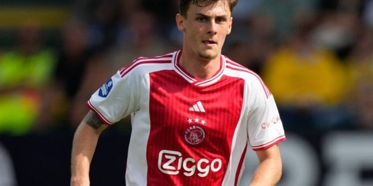 Tahirović odlazi iz Ajaxa!? Dobio je signale da mu tu budućnost nije obećavajuća…