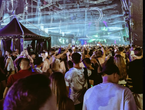 Tamna strana Ultre: Blještavilo, muzika i hrpa droge u Splitu. Od kokaina do halucinogenih gljiva, s čim padaju partijaneri?