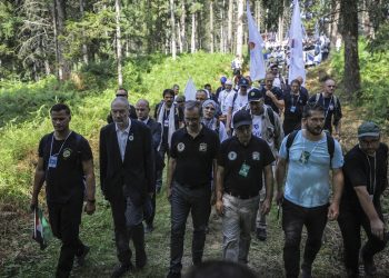 Tragedija na putu do Potočara: Preminuo jedan učesnik Marša mira
