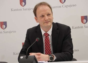 Bošnjak o problemu nestanka plina: Stanovništvo i privreda KS koji koriste prirodni gas ne smiju biti meta za potkusurivanje