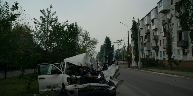 Dvije osobe poginule u napadu ukrajinske vojske. Napadnut autobus pun civila