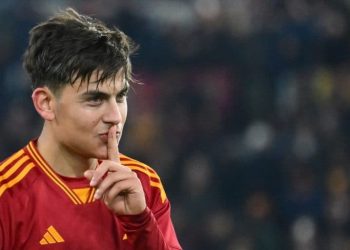 Dybala odbio bogatstvo od saudijskog Al-Qadsiaha. Navijači Rome mu došli pred kuću u sred noći