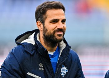 Fabregas dovodi igrače Reala i Cityja. Barca dala ponudu za Chiesu