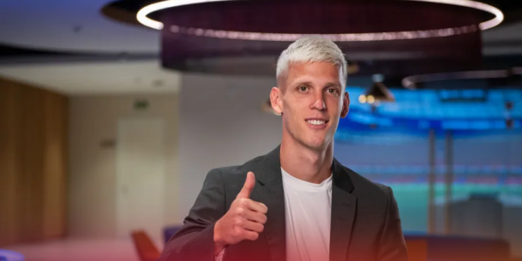 Iako je najveće pojačanje, Dani Olmo neće igrati za Barcu na startu nove sezone