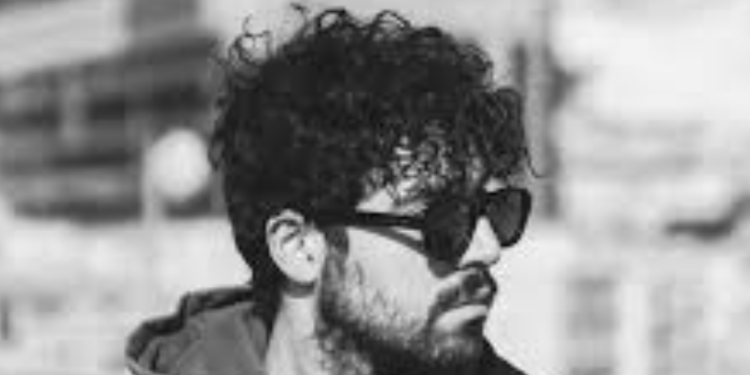 Iranski sud smanjio kaznu dobitniku Grammyja. Njegova pjema postala himna protesta