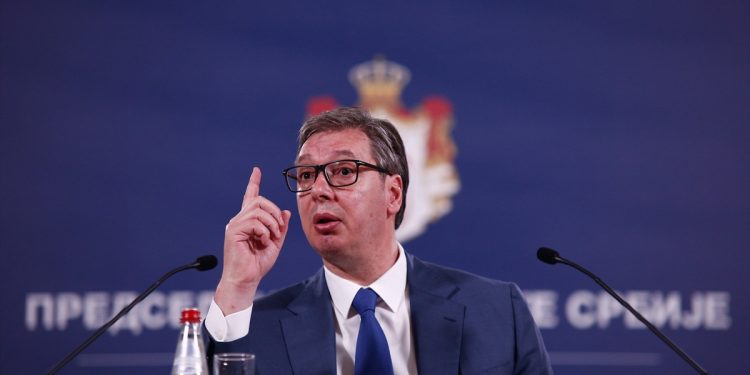 Novo dramatično obraćanja Vučića: Ja sam bolestan i lud. Željeli su da me otjeraju preko Drine…