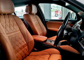 Ovo su razlozi zašto kožna sjedišta u automobilu možda nisu dobra ideja