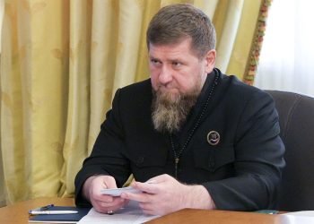 Ovo, vjerovatno, nema nigdje na planeti: Pogledajte kakvo auto vozi Ramzan Kadirov