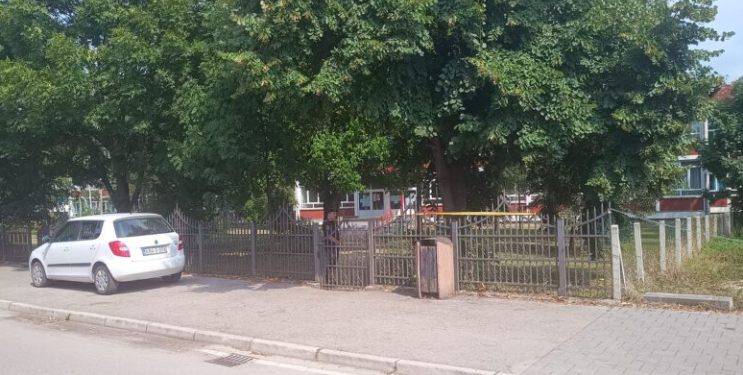 Pucnjava u srednjoj školi u Sanskom Mostu, ubijene dvije osobe