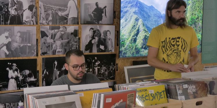 U Sarajevu se održava Sajam gramofonskih ploča: U ponudi novi, polovni, ali i rariterni primjerci