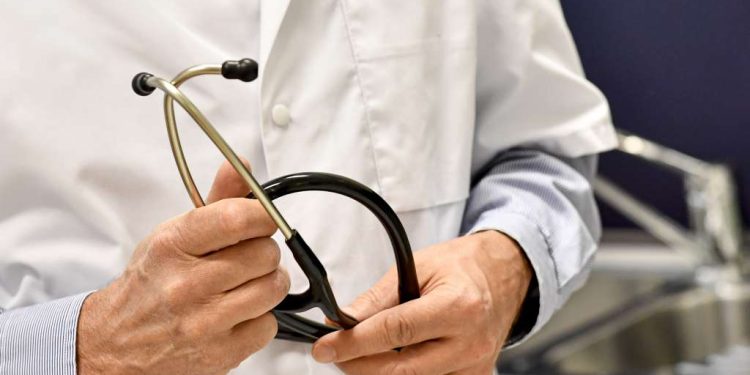 Uhapšena doktorica iz Zadra: Kolegi plaćala dopust dok je kod nje radio privatno