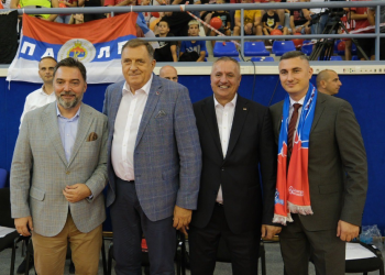 Zvezda gostovala na Palama, nije moglo proći bez Dodika