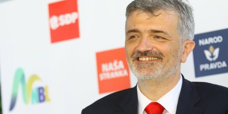 Buybook podržao inicijativu Srđana Mandića