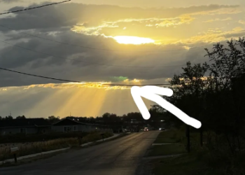 Fotografirao je nebo pa slučajno snimio misteriozan kadar: ‘Ovo je greška u matrici’