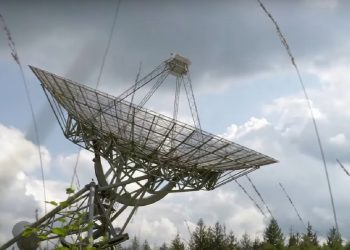 Na Zemlju stigao signal iz svemira: Putovao osam milijardi godina