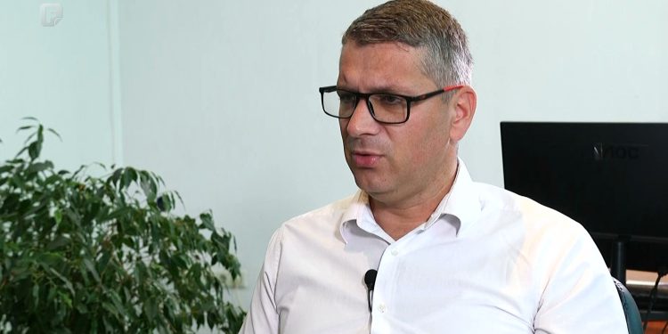 Napeto u Velikoj Kladuši, iz NES-a tvrde da dobivaju ‘nemoralne ponude’: Traže da Džanić odustane od utrke za načelnika, nude razne pozicije