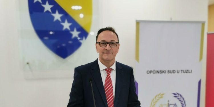 Predsjednik Općinskog suda u Tuzli: Informaciju o slučaju poput Kasumovića objavili bismo sami već po potvrđivanju optužnice. To je javni interes